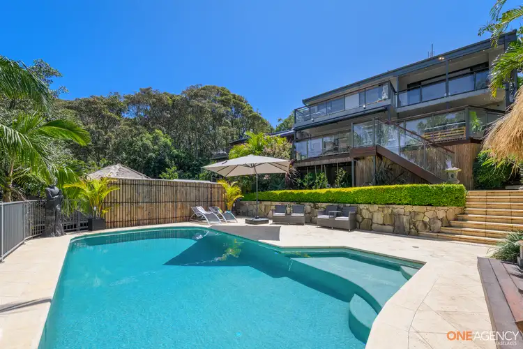 38 Ocean View Parade, Caves Beach NSW 2281