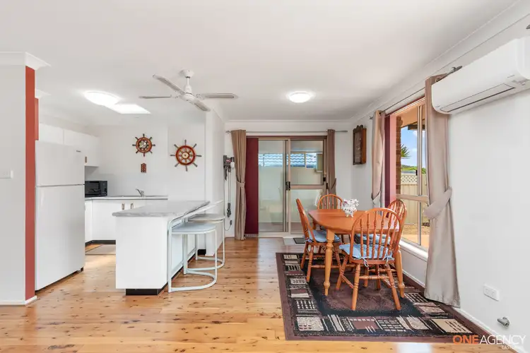 Fourth view of Homely unit listing, 14 Civic Avenue, Caves Beach NSW 2281