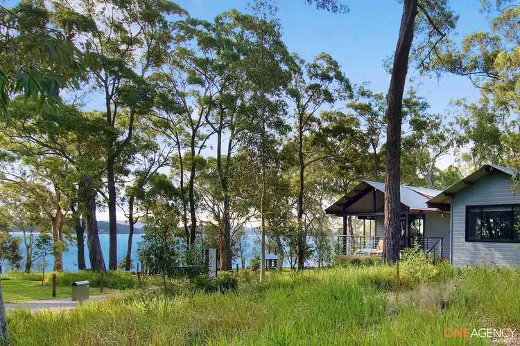 10 Saltwater Row, Murrays Beach NSW 2281