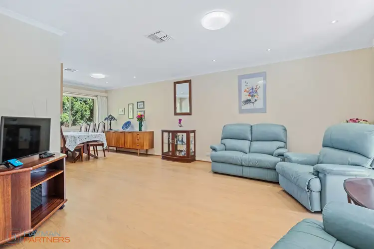 Sixth view of Homely house listing, 2/4 Kilgour Place, Isaacs ACT 2607