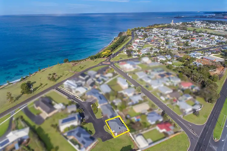 Third view of Homely house listing, 7 Seacliff Place, Portland VIC 3305