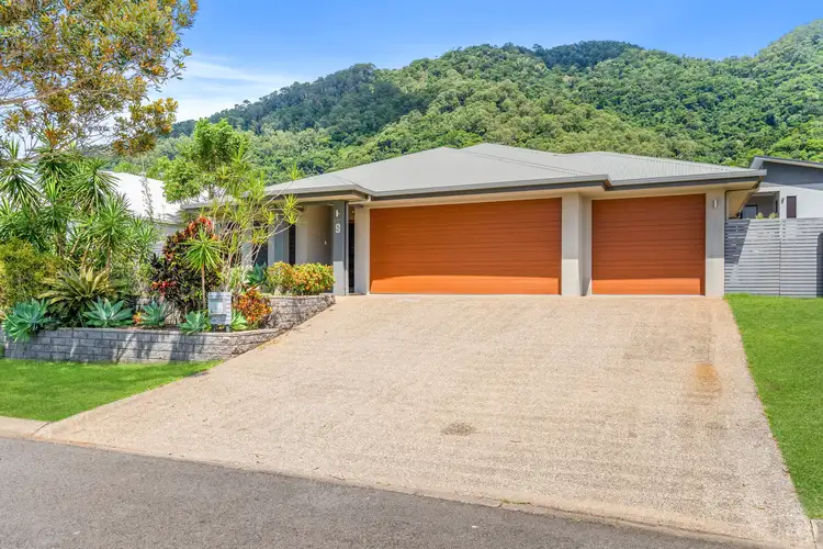 9 Parrot Close, Kanimbla QLD 4870