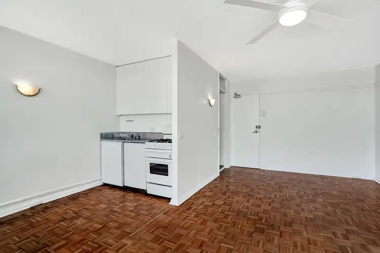 Second view of Homely studio listing, 807/76 Roslyn Gardens, Rushcutters Bay NSW 2011