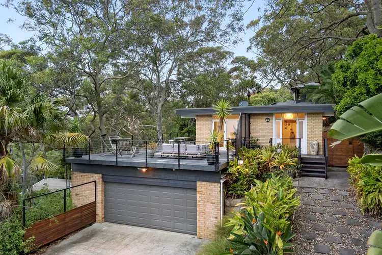 8 Chisholm Avenue