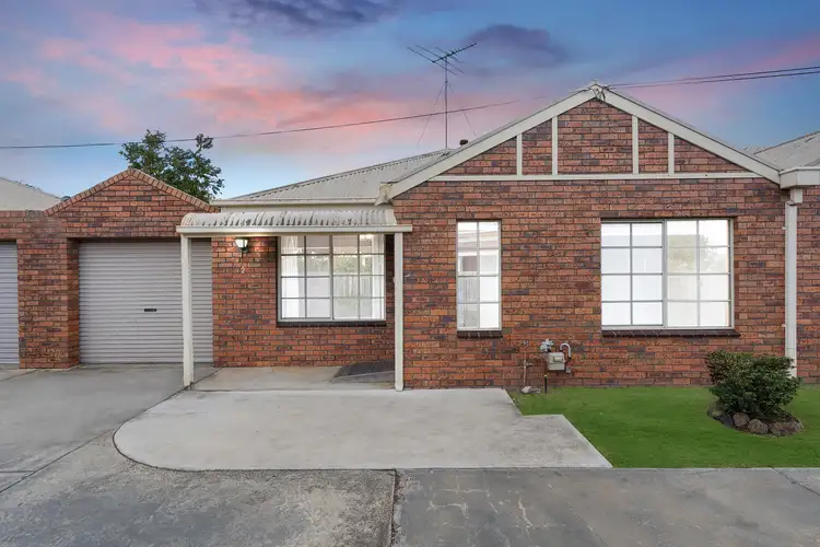 2/250 Myers Street, Geelong VIC 3220