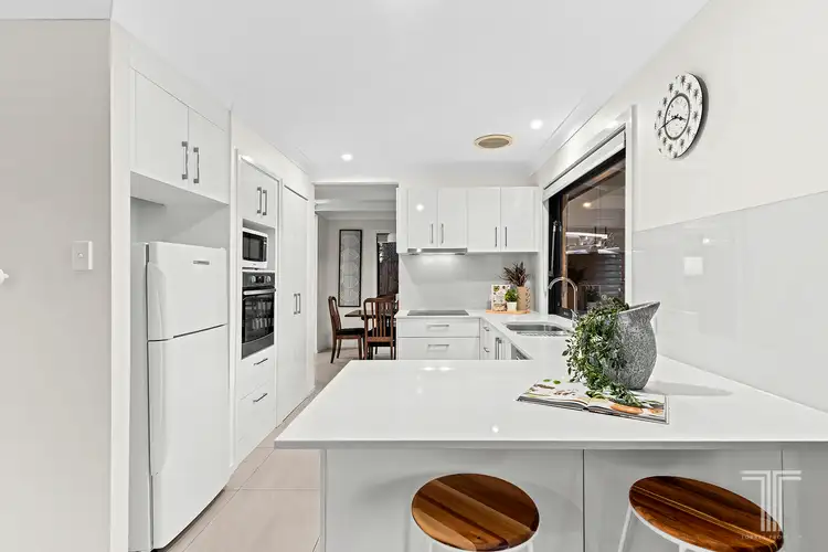 Fifth view of Homely house listing, 25 Lindisfarne Street, Carindale QLD 4152