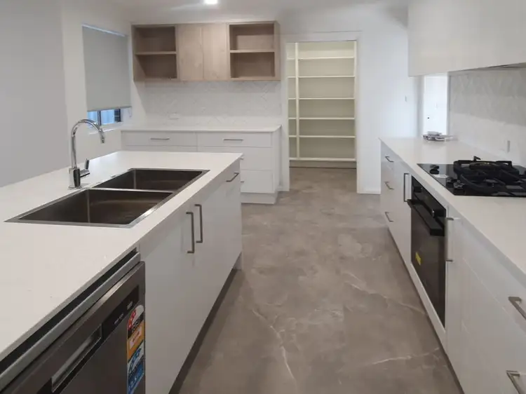 Fourth view of Homely house listing, 2 Traminer Drive, Tamworth NSW 2340
