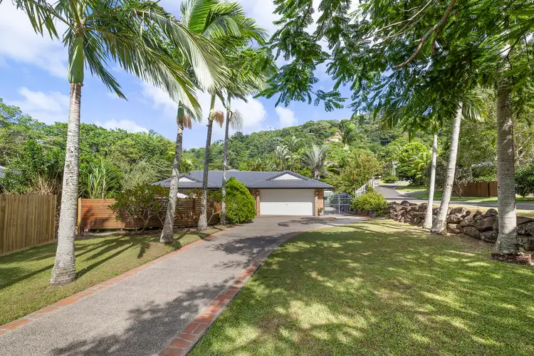 25 Caniaba Crescent, Suffolk Park NSW 2481
