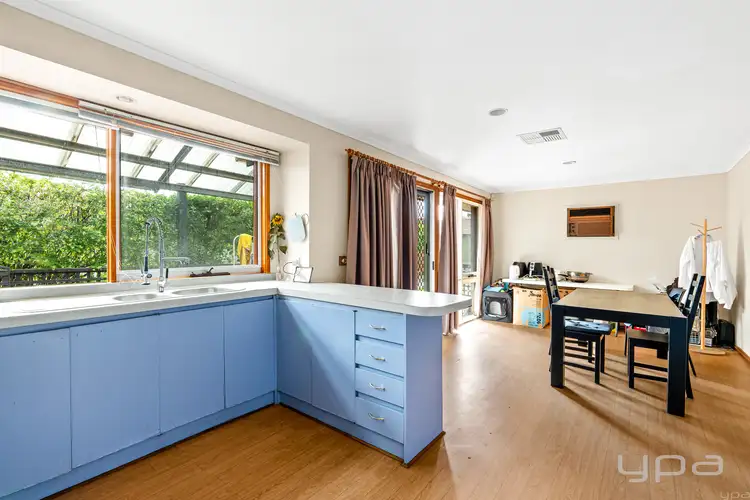 Sixth view of Homely house listing, 2 Olivetree Close, Werribee VIC 3030