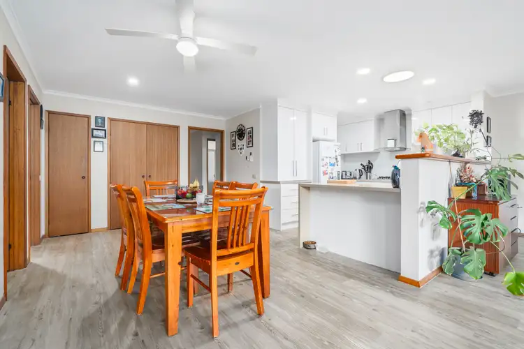 Fourth view of Homely house listing, 5 Carramar Crescent, Warrnambool VIC 3280