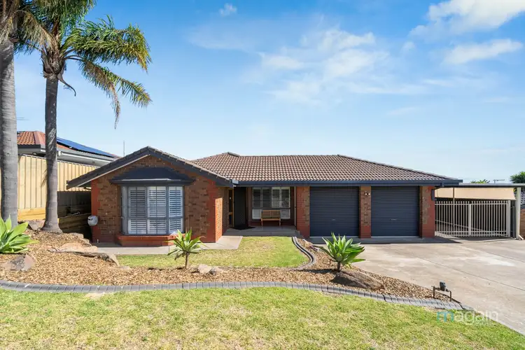 28 Moor Crescent, Hallett Cove SA 5158