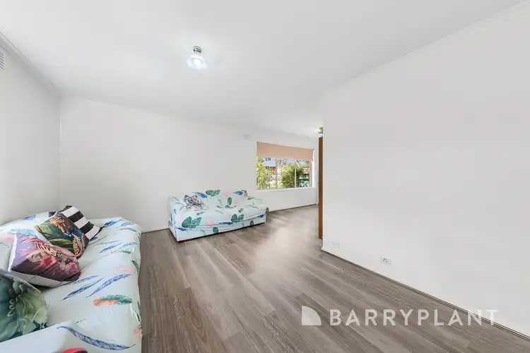 Third view of Homely house listing, 5 Fulwood Court, St Albans VIC 3021