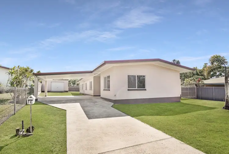 16 Malibu Close, White Rock QLD 4868