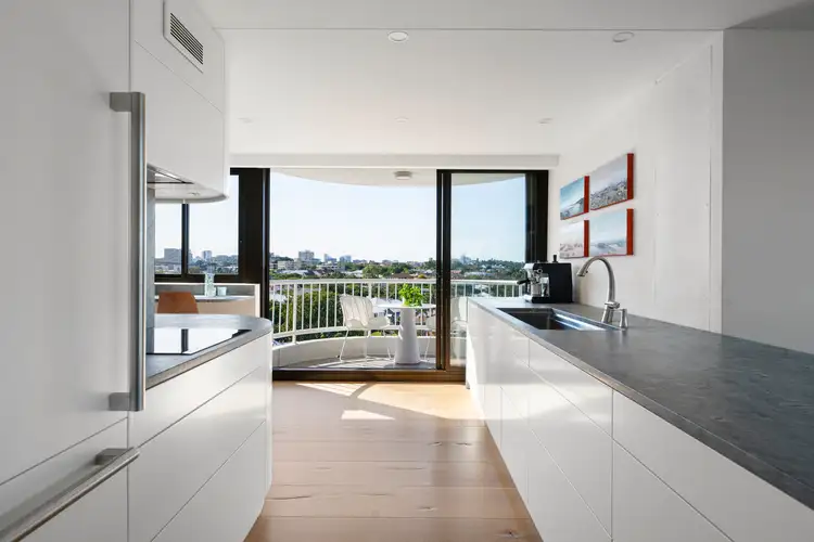 801/150 Oxlade Drive, New Farm QLD 4005