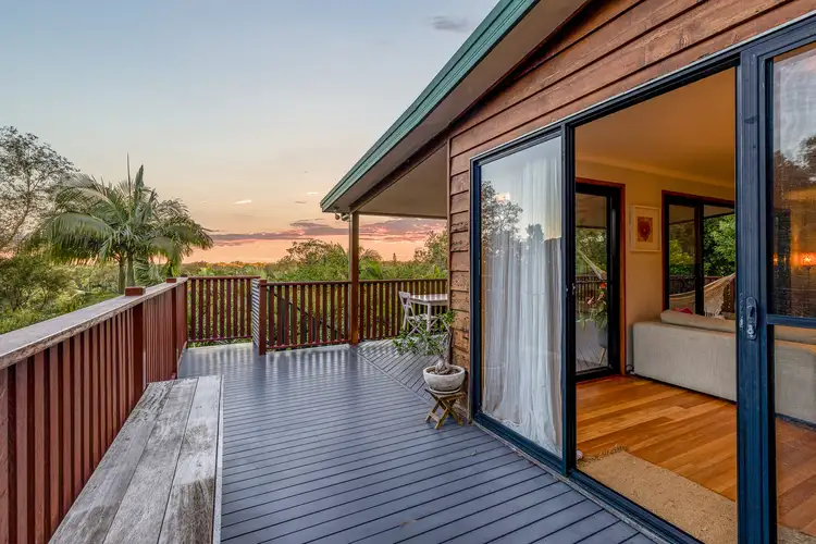 3 Gira Place, Ocean Shores NSW 2483