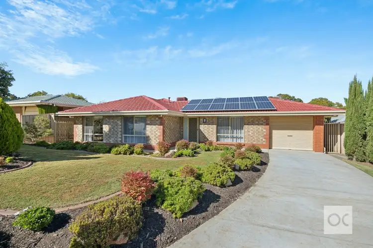 8 Gibson Court, Woodcroft SA 5162