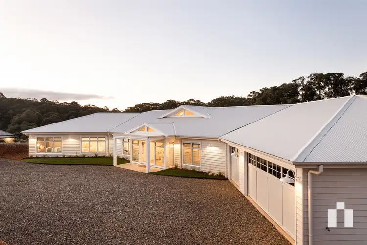 679 Denereaz Drive, Pheasant Creek VIC 3757