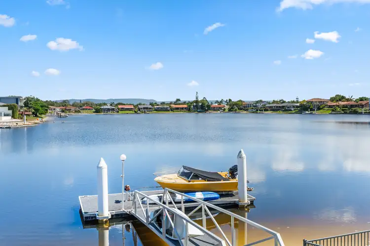 48 Arcadia Drive, Mermaid Waters QLD 4218
