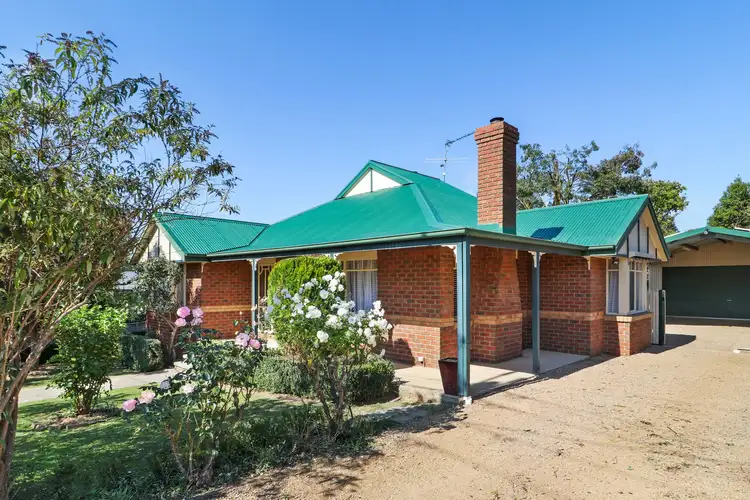 36 Victoria Street, Mansfield VIC 3722