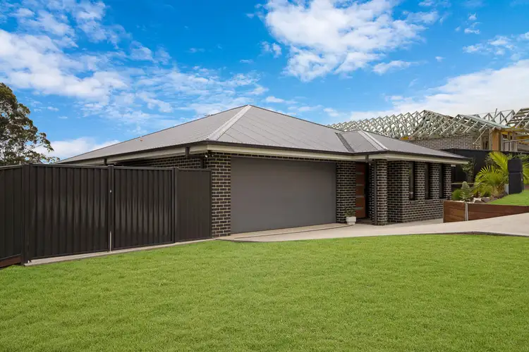 14 Brooke Way