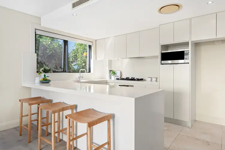 Third view of Homely unit listing, 10/180 Pacific Parade, Dee Why NSW 2099