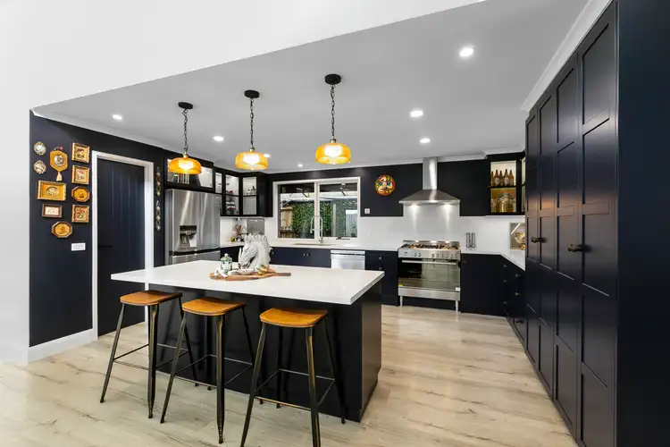 Sixth view of Homely house listing, 4 Sky Court, Werribee VIC 3030