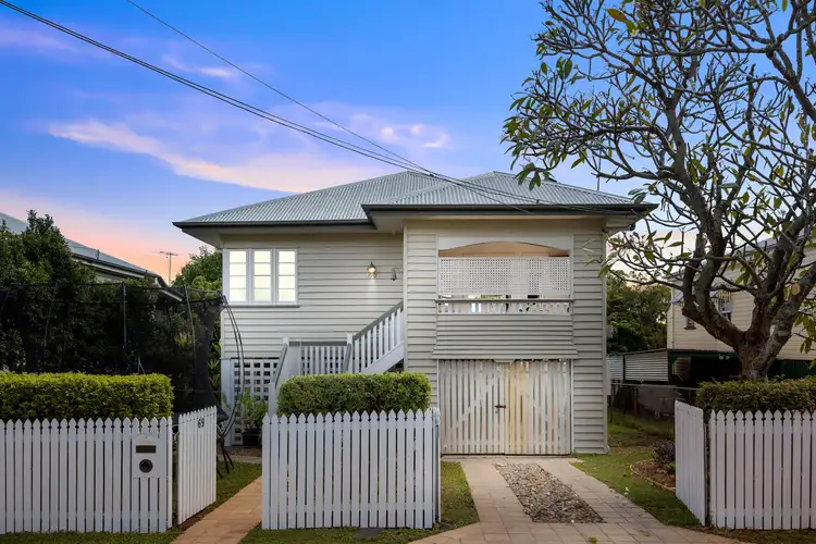 69 Mearns Street, Fairfield QLD 4103