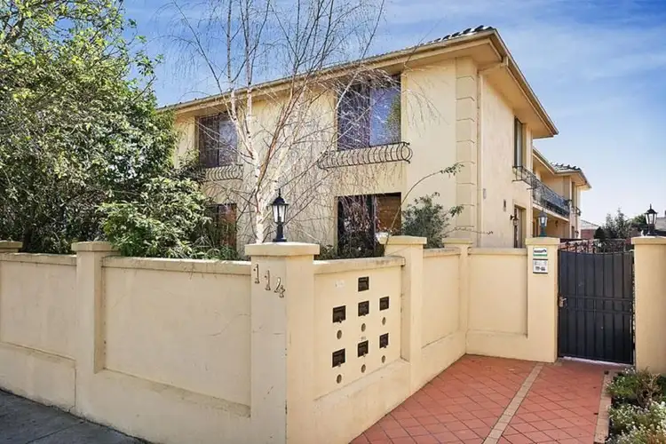 4/114 Normanby Avenue, Thornbury VIC 3071