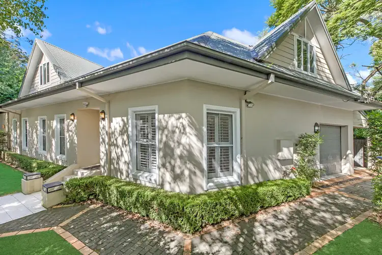 12 Chilton Parade, Warrawee NSW 2074