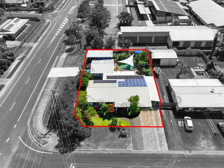 16 Tracey Close, Woree QLD 4868