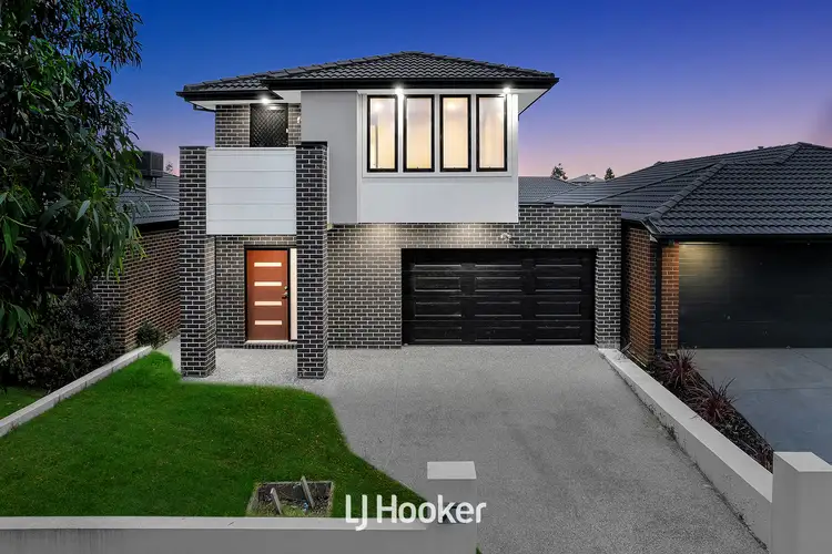 Main view of Homely house listing, 21 Statham View, Cranbourne West VIC 3977