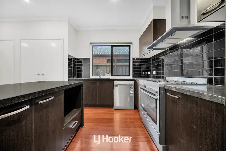 Fifth view of Homely house listing, 21 Statham View, Cranbourne West VIC 3977