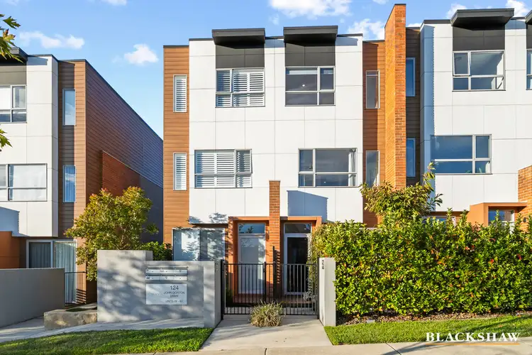 53/124 John Gorton Drive, Coombs ACT 2611