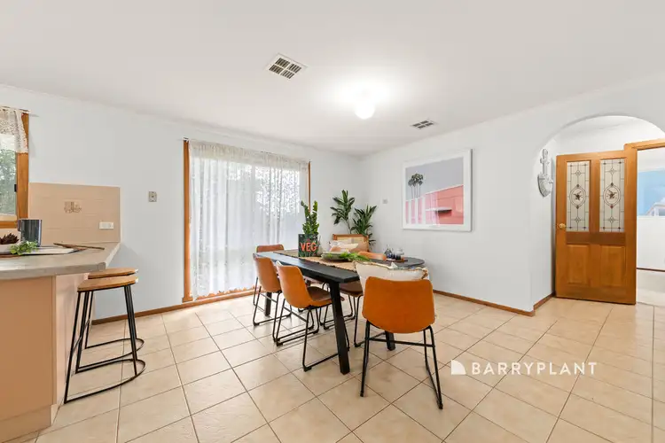 Fourth view of Homely house listing, 8 Fernshaw Gardens, Hallam VIC 3803