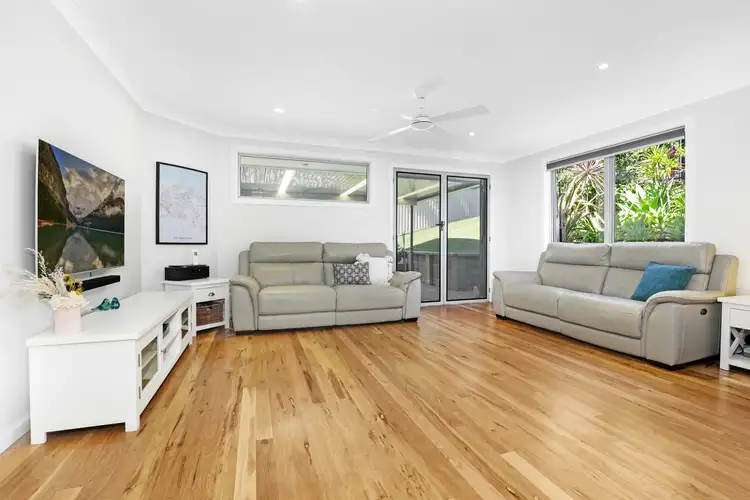 Fifth view of Homely house listing, 31 Kooranga Crescent, Cordeaux Heights NSW 2526