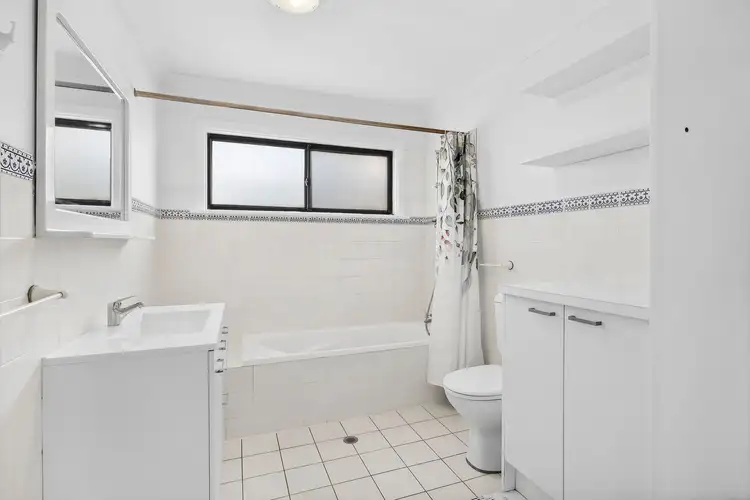 Fourth view of Homely unit listing, 2/83 Crown Road, Queenscliff NSW 2096