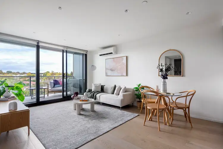 402/8D Evergreen Mews, Armadale VIC 3143