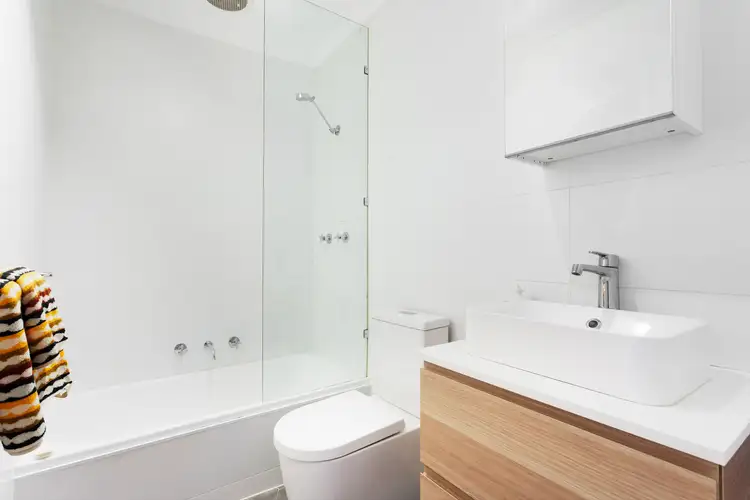 Sixth view of Homely apartment listing, 9/3 Cox Avenue, Bondi Beach NSW 2026