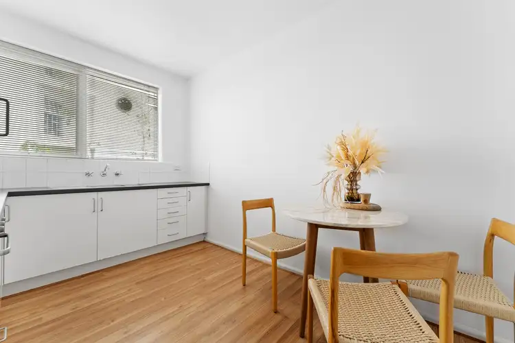 Fifth view of Homely apartment listing, 3/32 The Avenue, Windsor VIC 3181