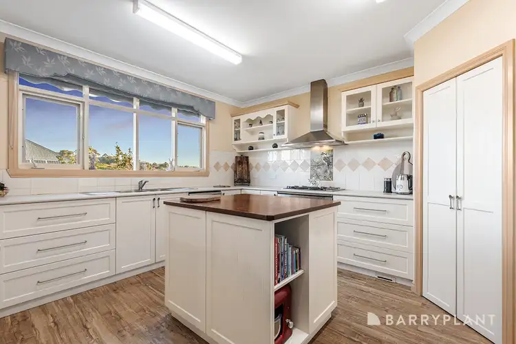 Second view of Homely house listing, 7 Banker Court, Lilydale VIC 3140