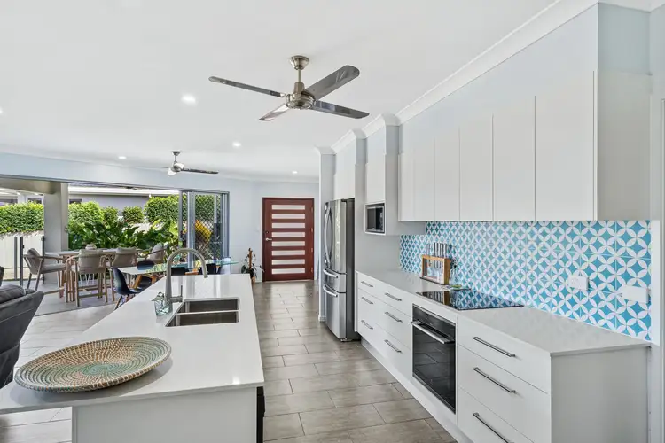 21 Morwong Close, Kanimbla QLD 4870