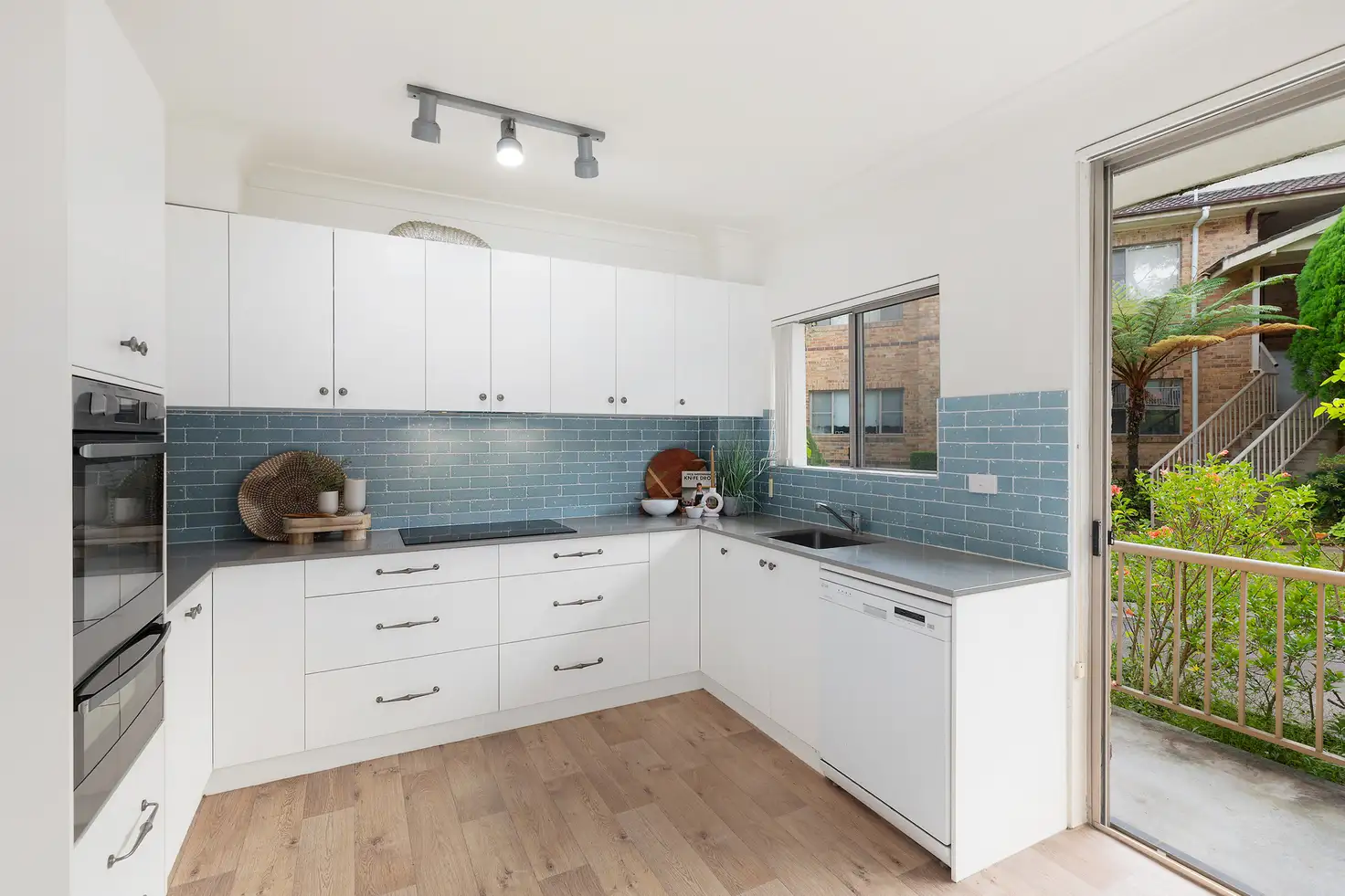 Main view of Homely unit listing, 40/12 Kinarra Avenue, Wyoming NSW 2250