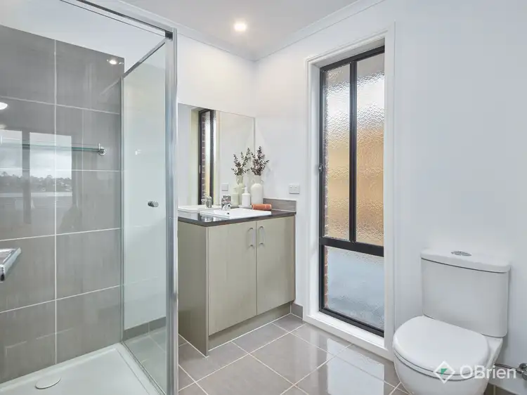Third view of Homely house listing, 4 Leura Street, Drouin VIC 3818