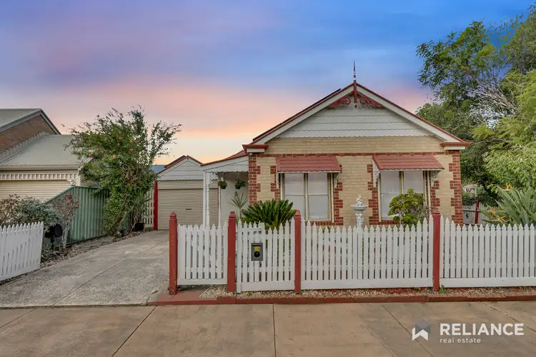 20 Hepburn Way, Caroline Springs VIC 3023