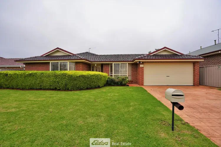 19 Dickson Road