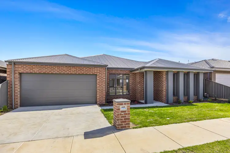 16 Maloney Street, Lucas VIC 3350