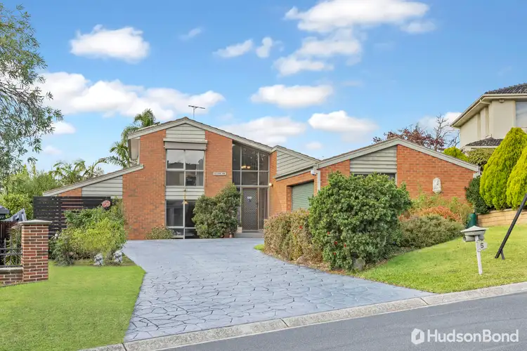 5 Newlands Crescent, Doncaster East VIC 3109