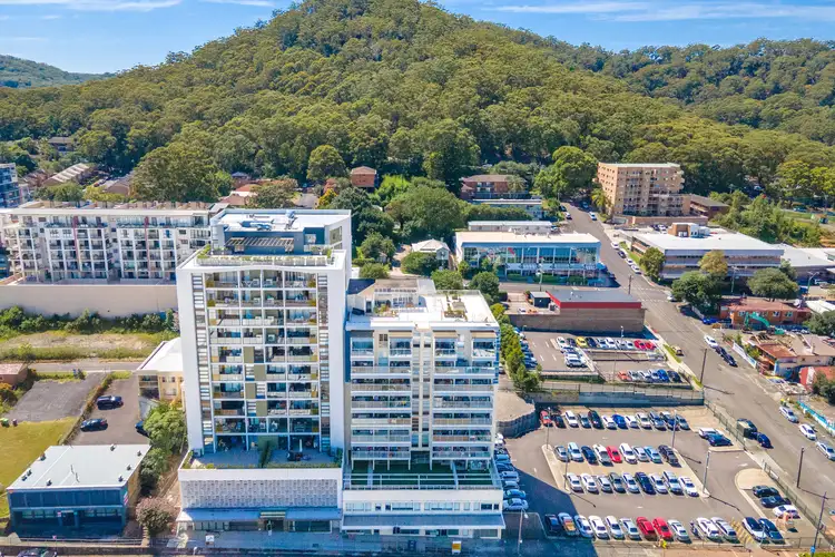 603/273-275 Mann Street