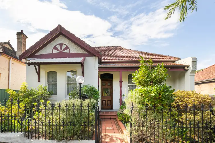 21 Dunstaffenage Street, Hurlstone Park NSW 2193