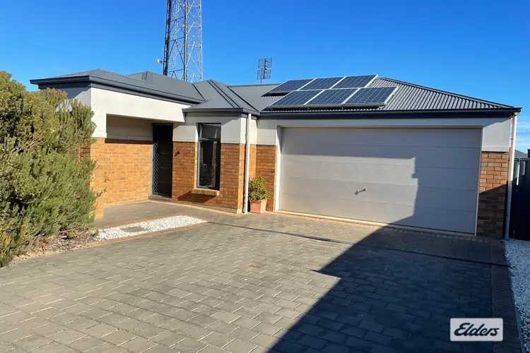 43 Greenhills Road
